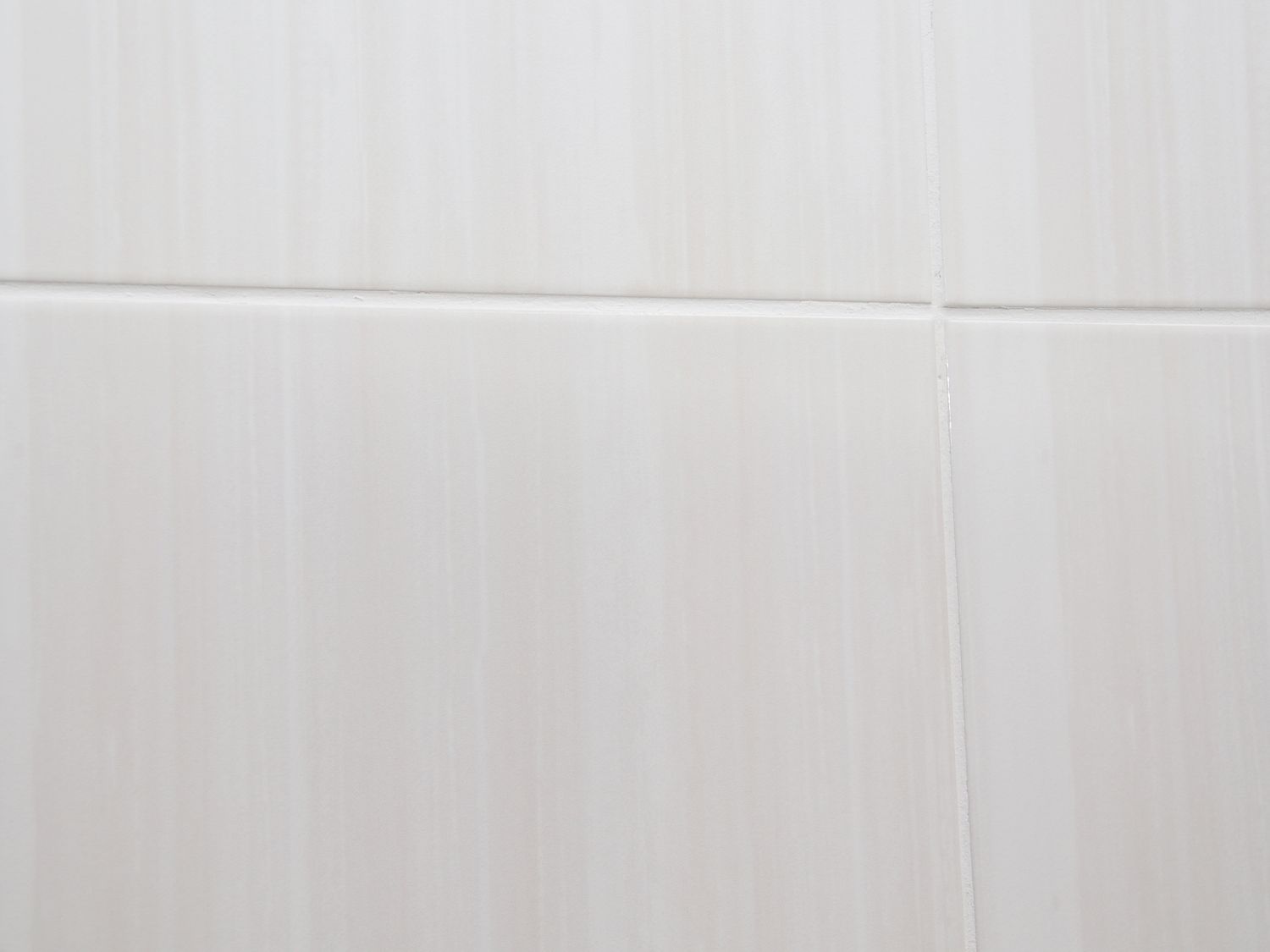 Futura Vibes White Shiny Ceramic Wall Tile - 600 x 300mm