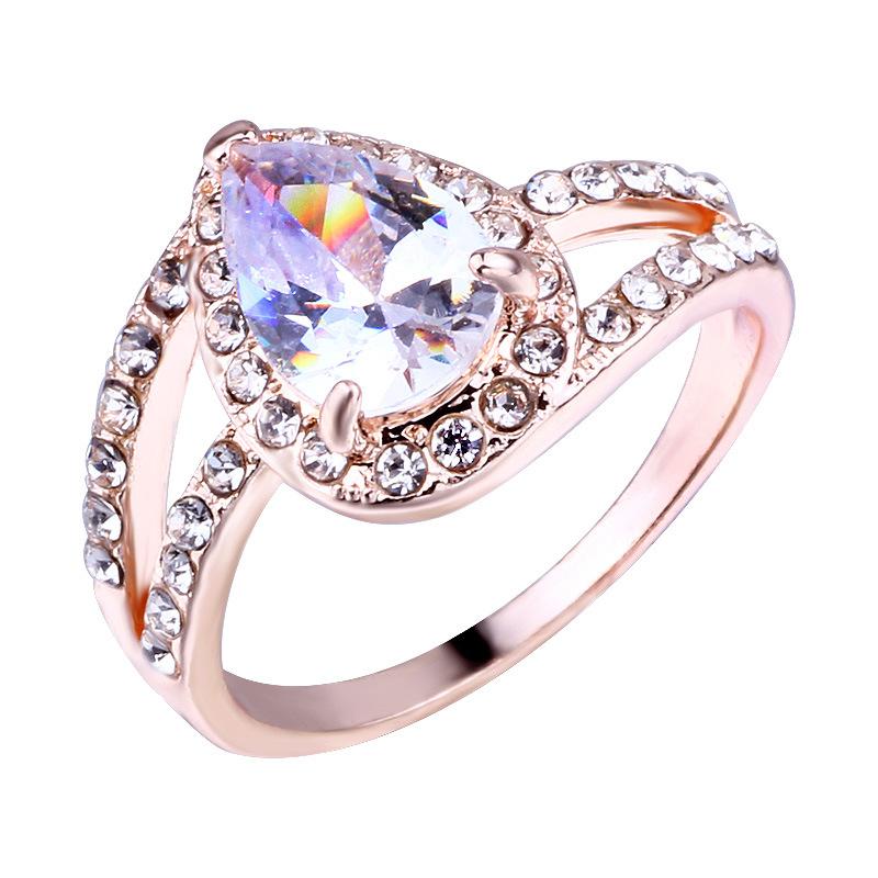 Zircon ring with inlaid water drops