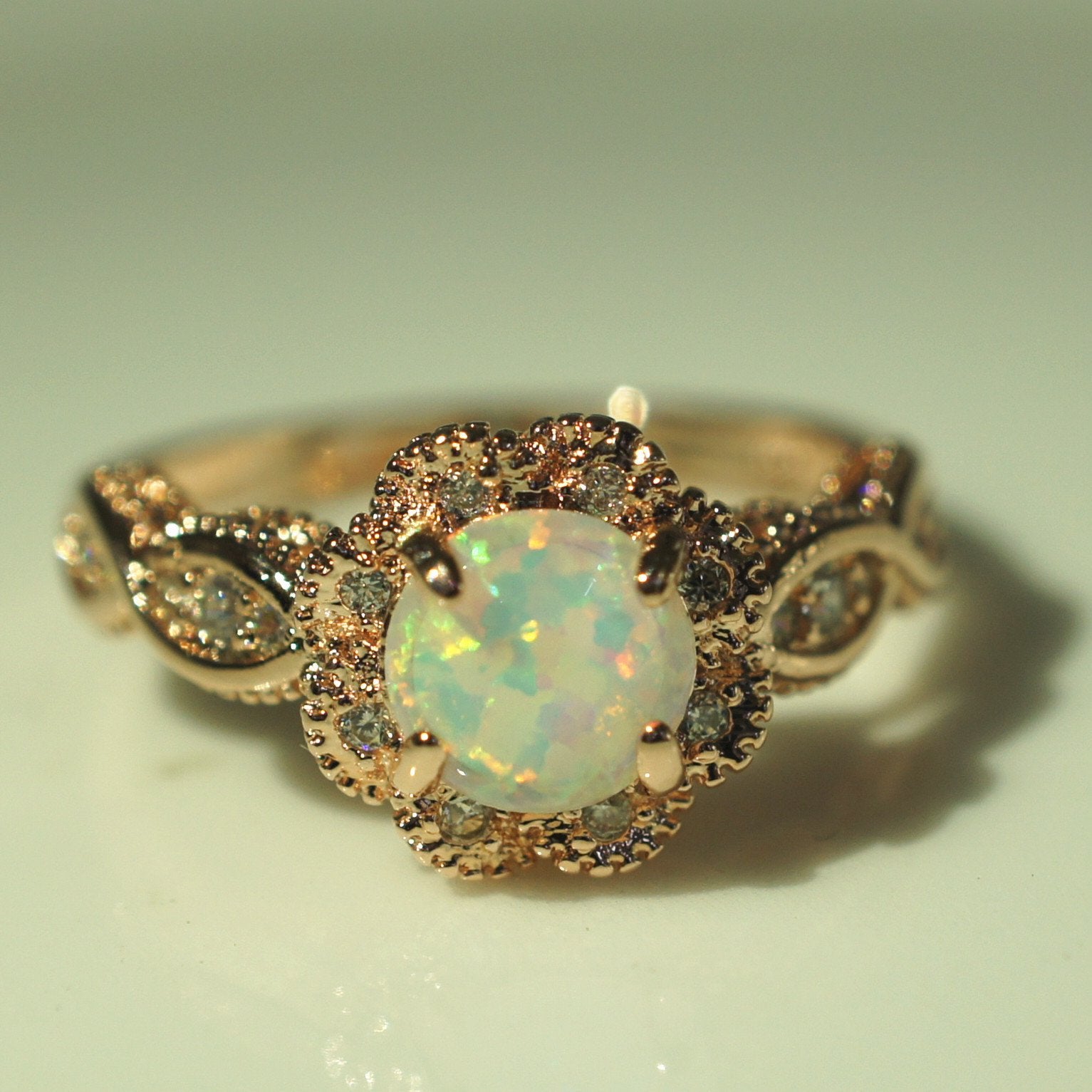 Opel ring European and American couple ring fashion jewelry opal ring