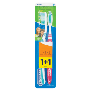 Oral-B Natural Fresh Toothbrush 2 Pack - myhoodmarket