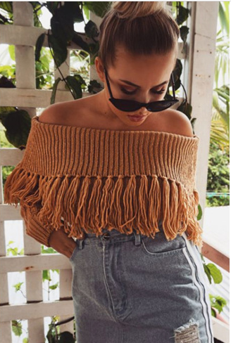 One-shoulder fringed sweater